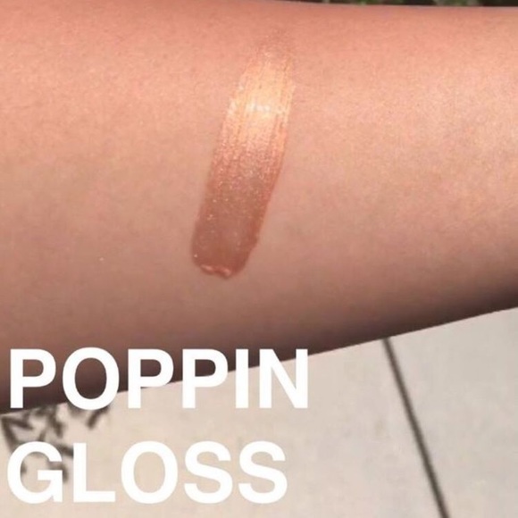 🎉SALE! Poppin Gloss Kylie Cosmetics - Picture 8 of 8